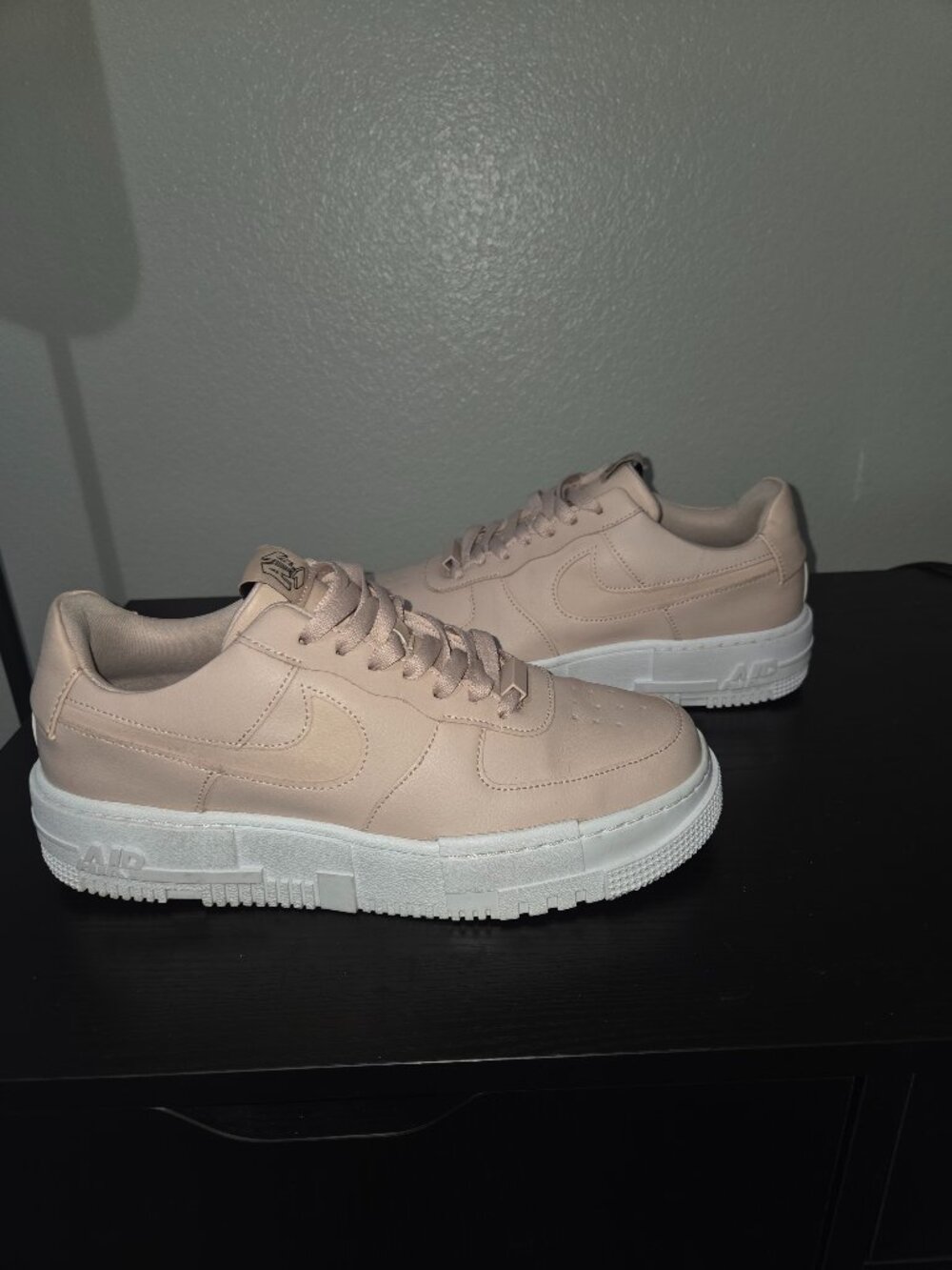 Nike Air Force 1 Pixel Men's 10.5 Women's 12